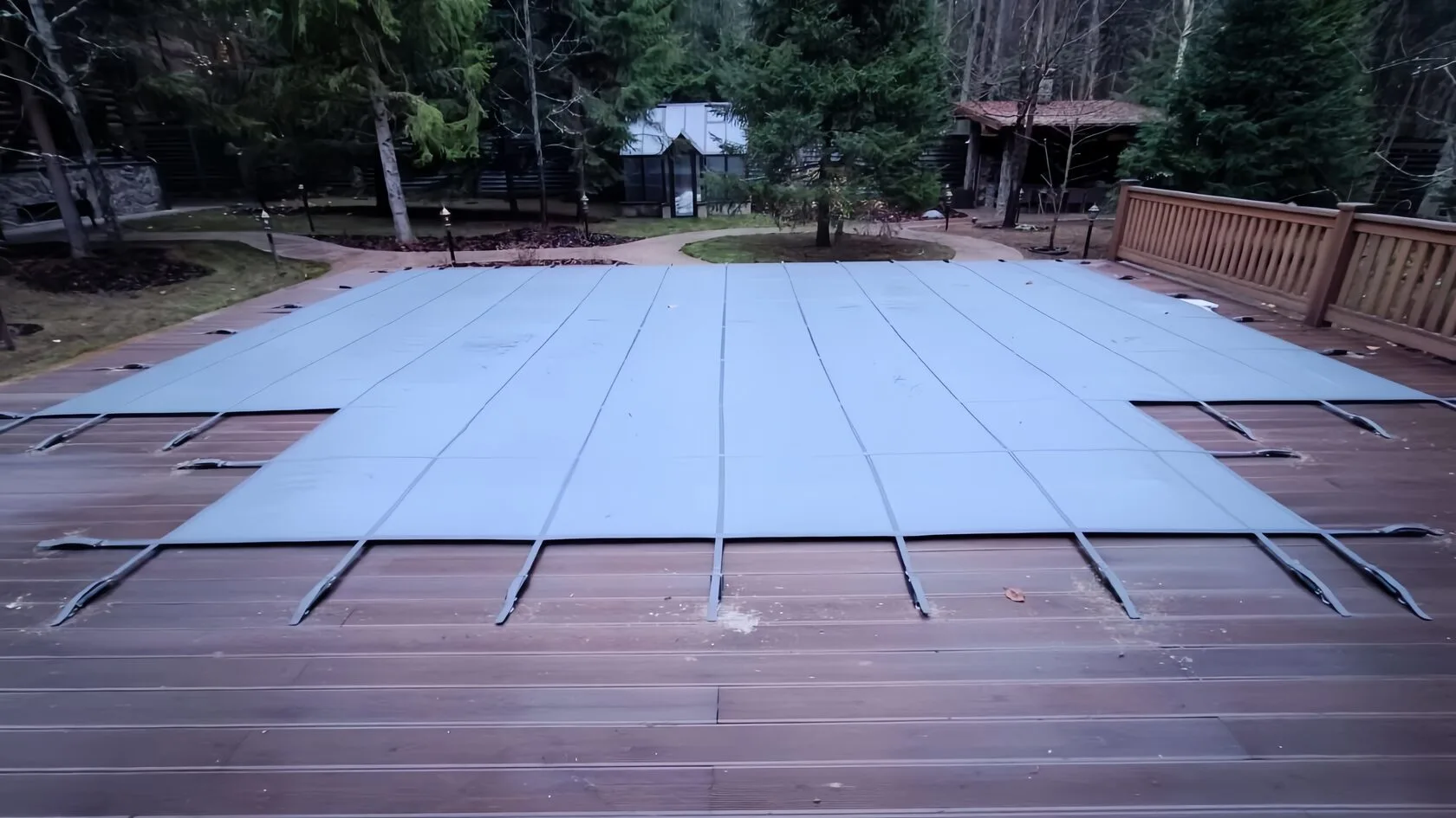 Покрывало для бассейна Laguna Cover Mesh в Петрозаводске