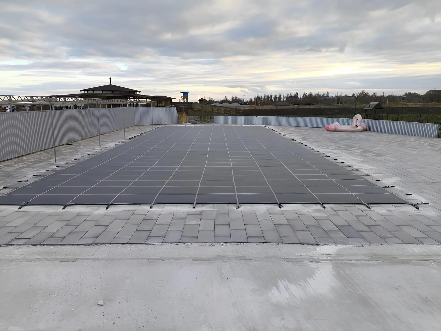 Защитное покрывало для бассейна в Петрозаводске