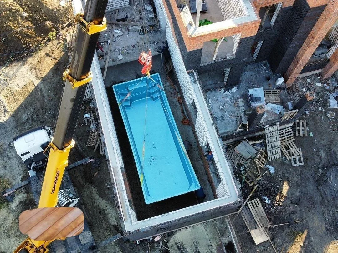 Laguna 9 — зона отдыха у бассейна в Петрозаводске